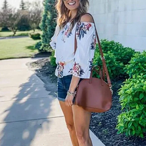 Off Shoulder Crop Top - Picture 4 of 7